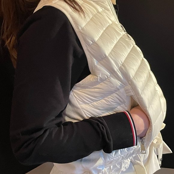 Authentic Moncler White Down Panel Vest - Picture 4 of 14